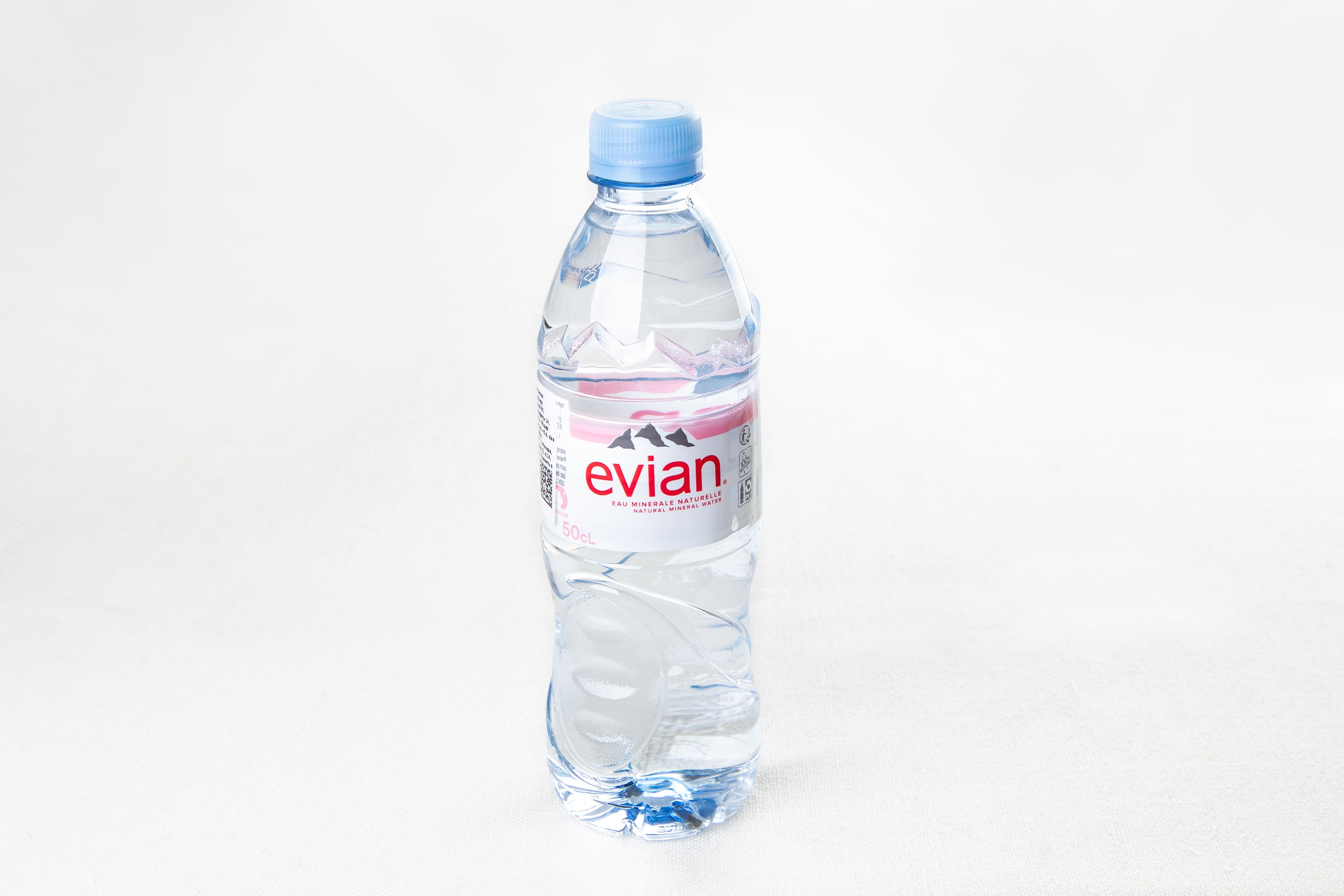 Минеральная вода 'Evian' (пластиковая упаковка) 0, 5 л